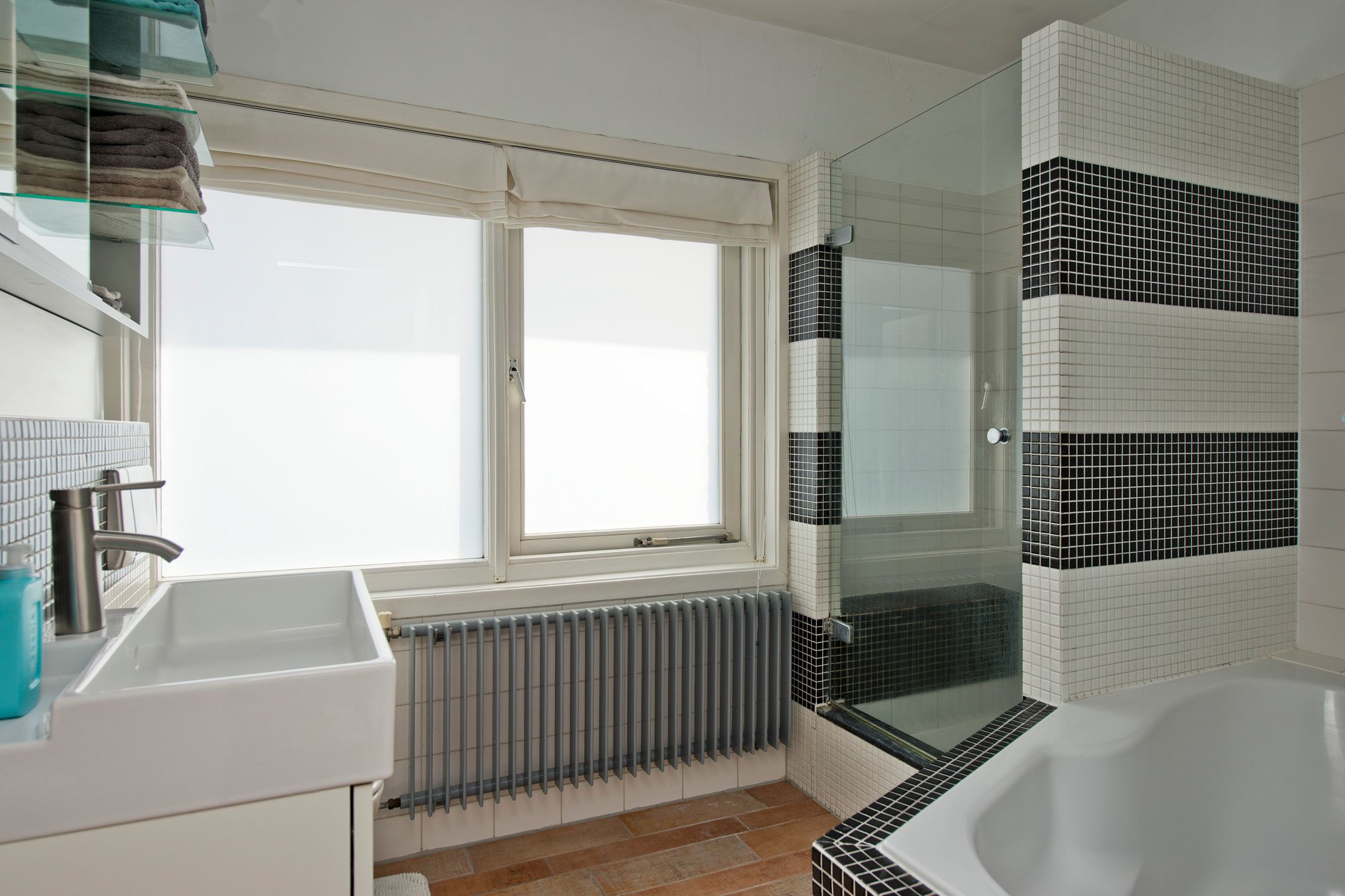 Photo 36 of Roemer Visscherstraat 10