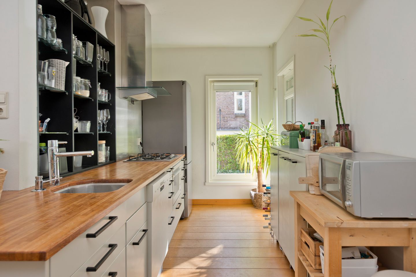 Photo 25 of Roemer Visscherstraat 10