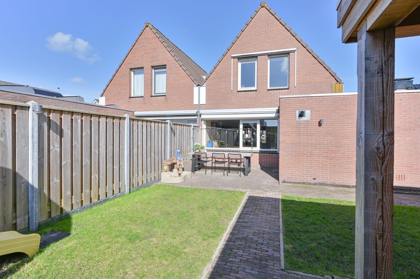 Foto 55 van van der Sluisweg 10-A