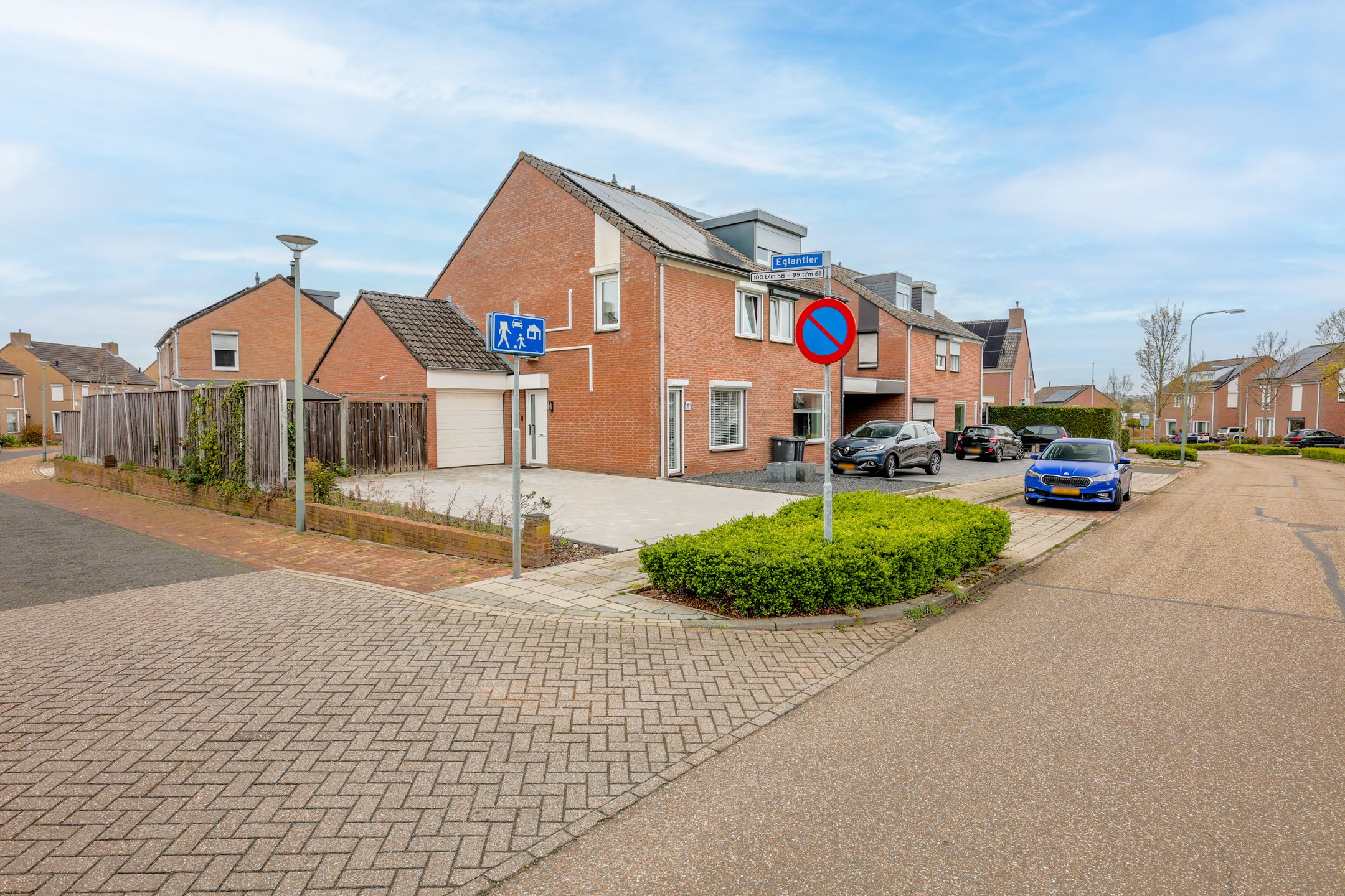 Well-maintained semi-detached family home with solar panels and garage in Brunssum — 30