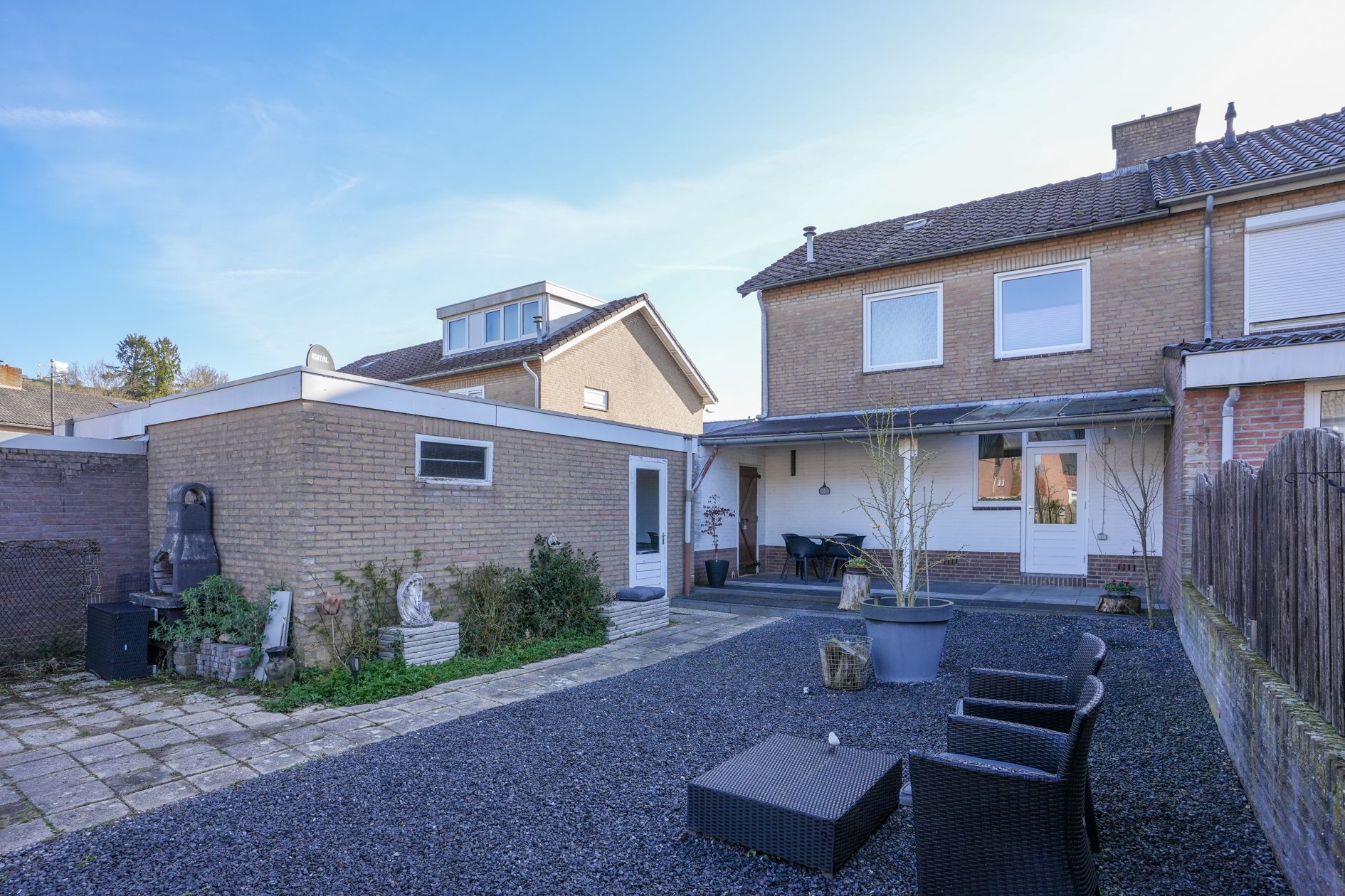 Foto 30 van Dr. Poelsstraat 11