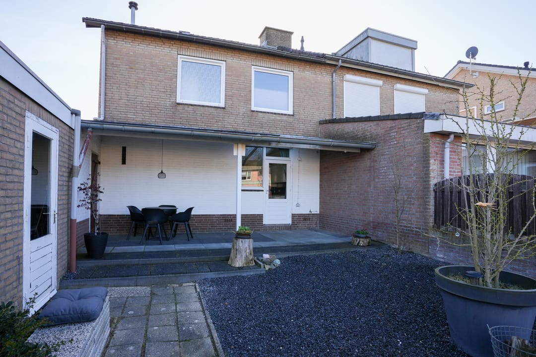 Foto 31 van Dr. Poelsstraat 11