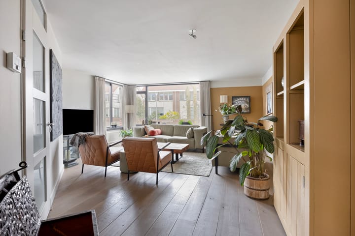 Photo 2 of Mr.Pieter Cornelisz. Vermaatlaan 28