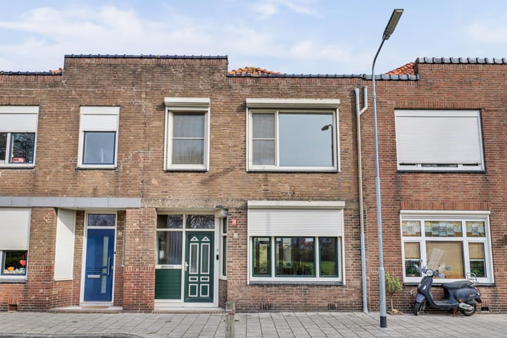 Foto 2 van Van de Spiegelstraat 5