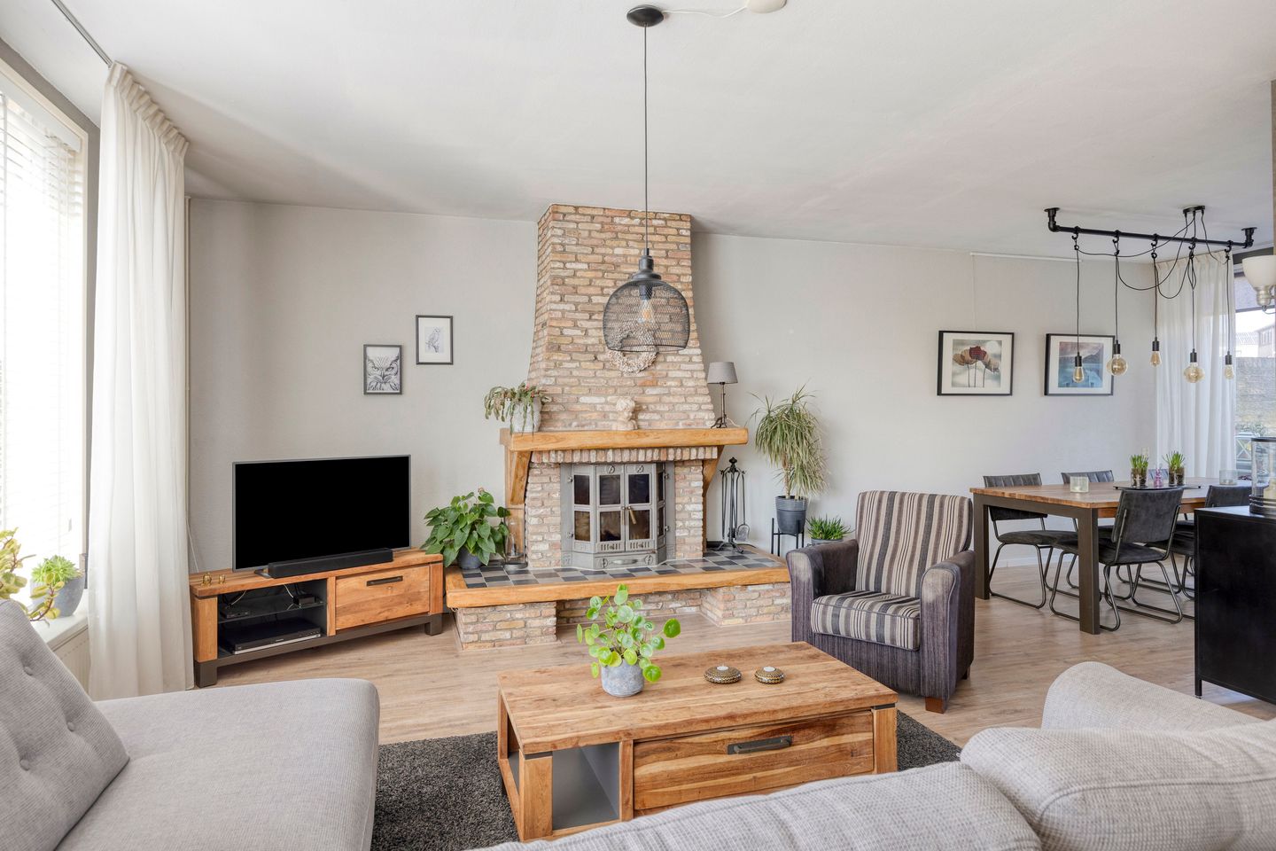 Foto 5 van Kikkerveen 370