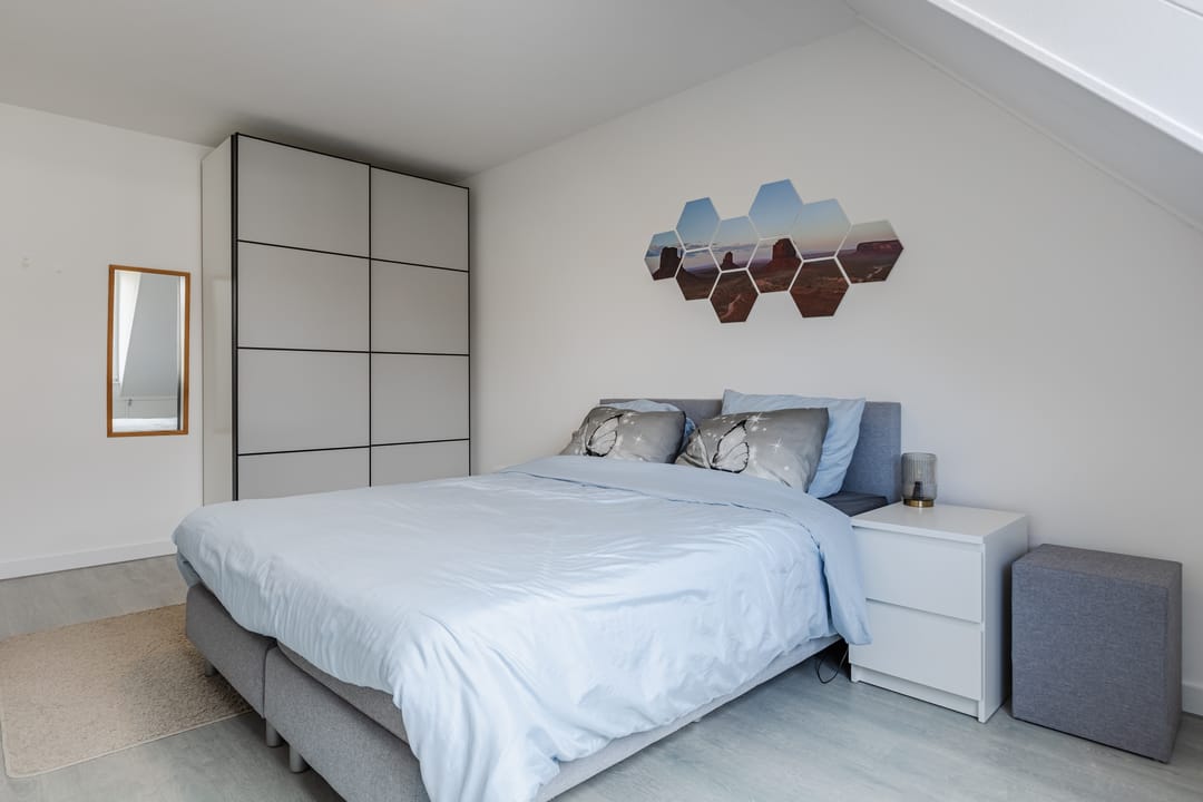 Spacious corner home with garage and solar panels in Bergse Plaat — 26
