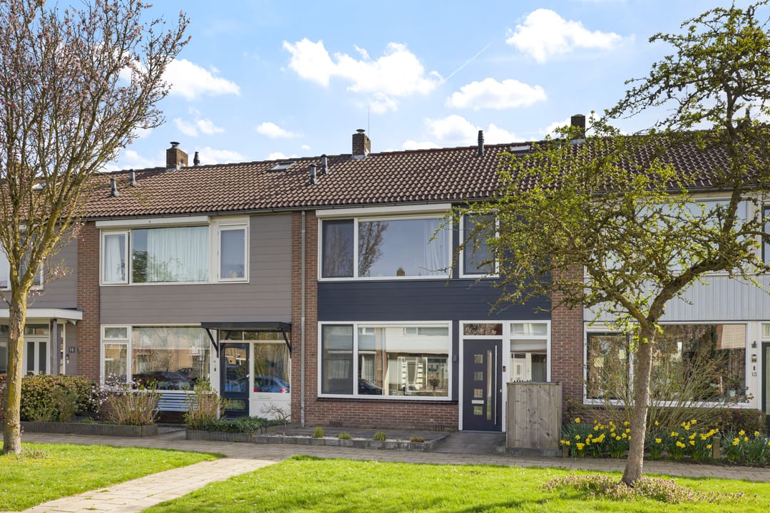 Fully modernized terraced house with garage and energy label A — 53