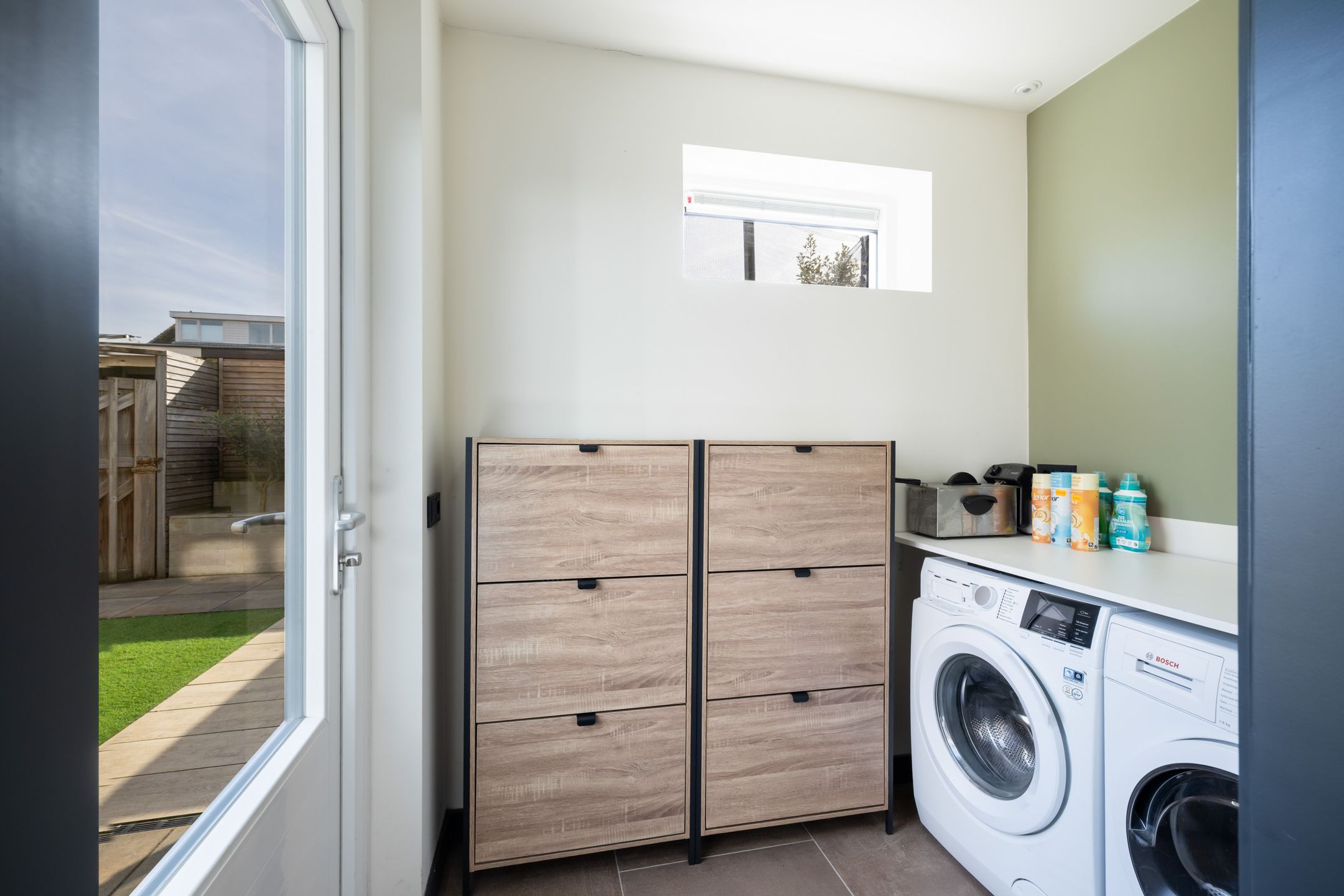 Fully modernized terraced house with garage and energy label A — 24