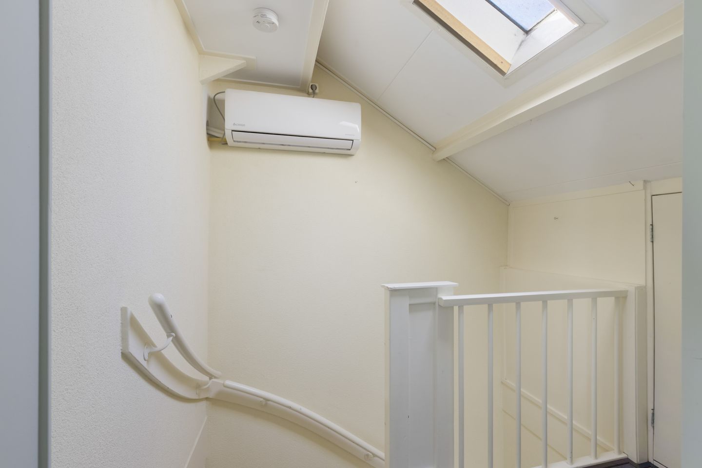 Fully modernized terraced house with garage and energy label A — 40