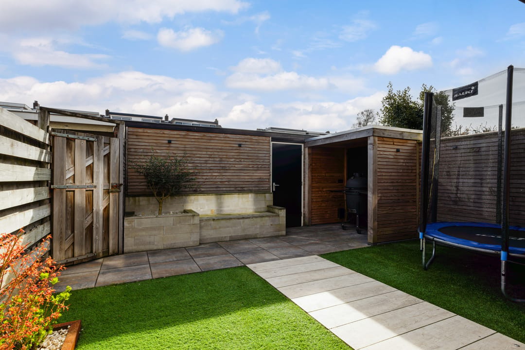 Fully modernized terraced house with garage and energy label A — 46