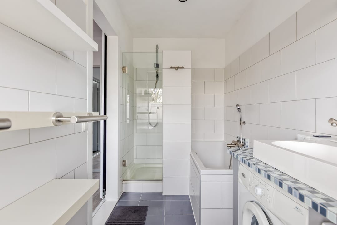 Bright Apartment with Panoramic Views in Eindhoven Vaartbroek — 22