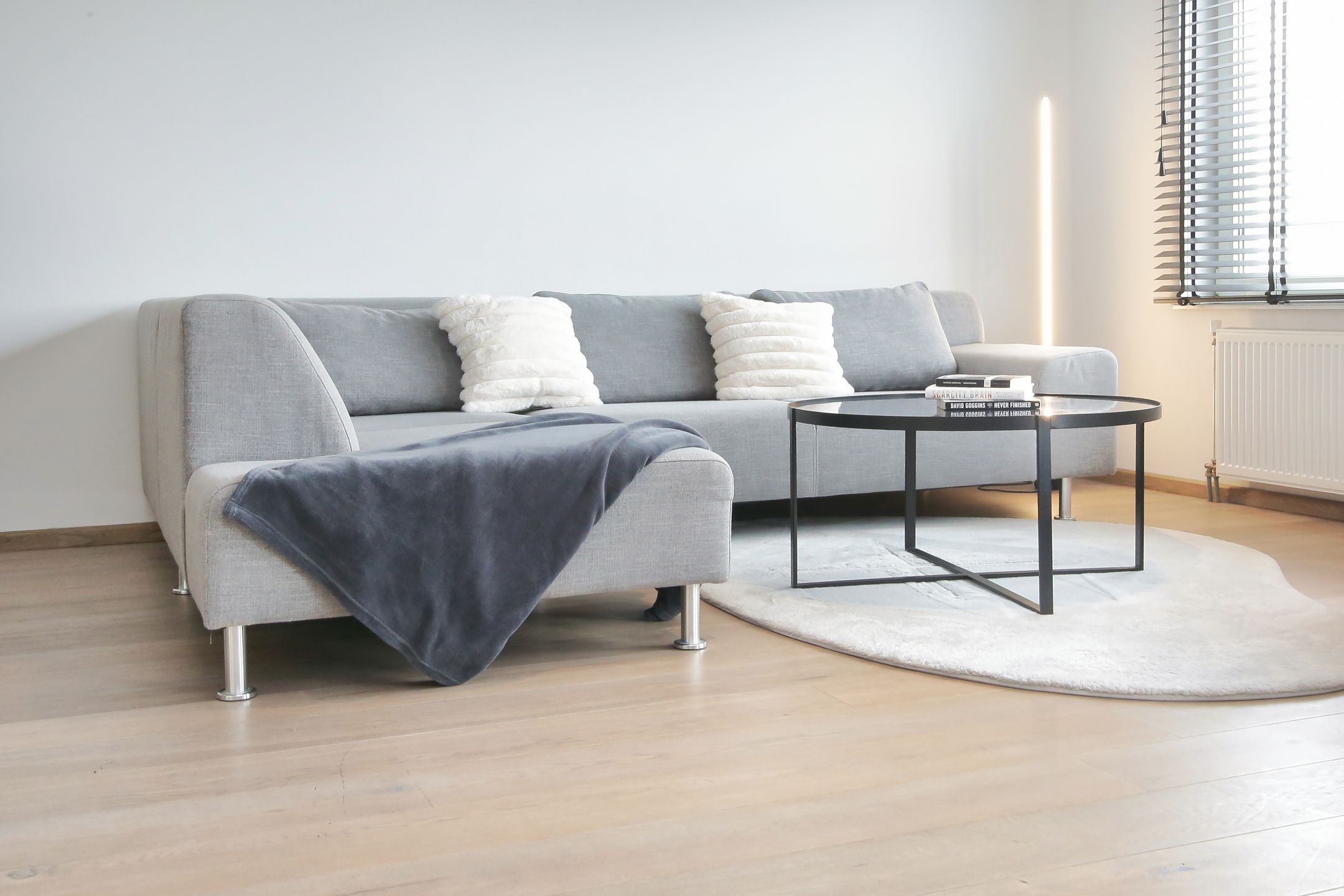 Modernized Apartment with City Views and Sunny Terrace in Haarlem — 15