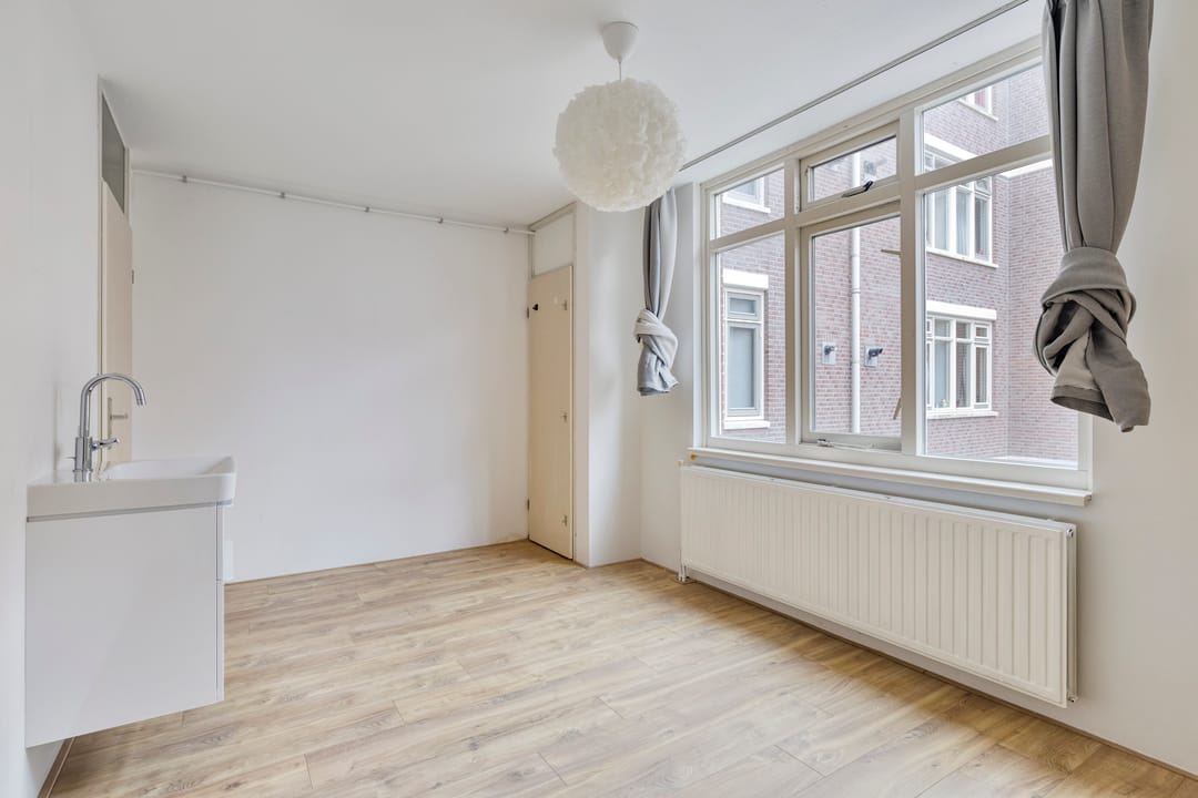 Photo 13 of Javastraat 91-B