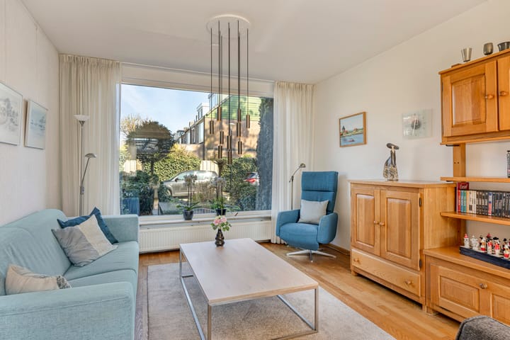 Photo 4 of Tooropstraat 3