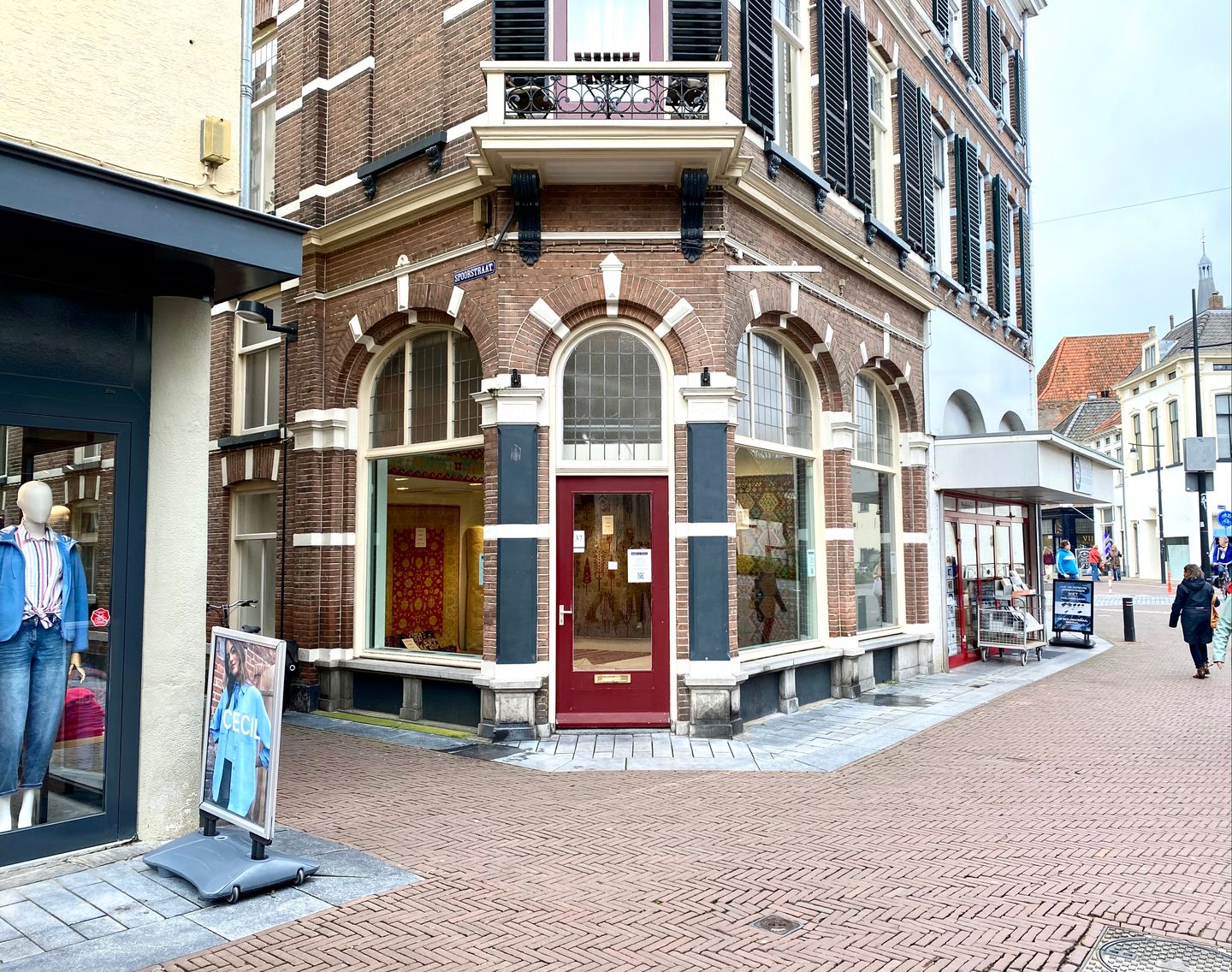 View photo 2 of Turfstraat 37