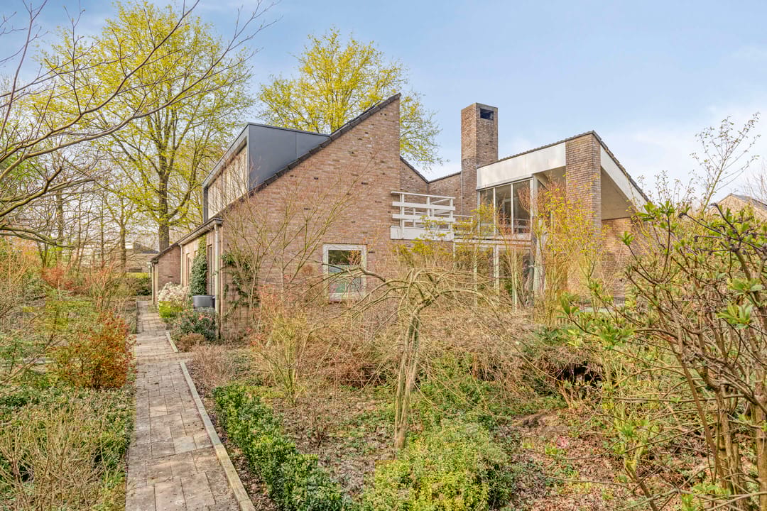 Foto 31 van Bergumlaan 2