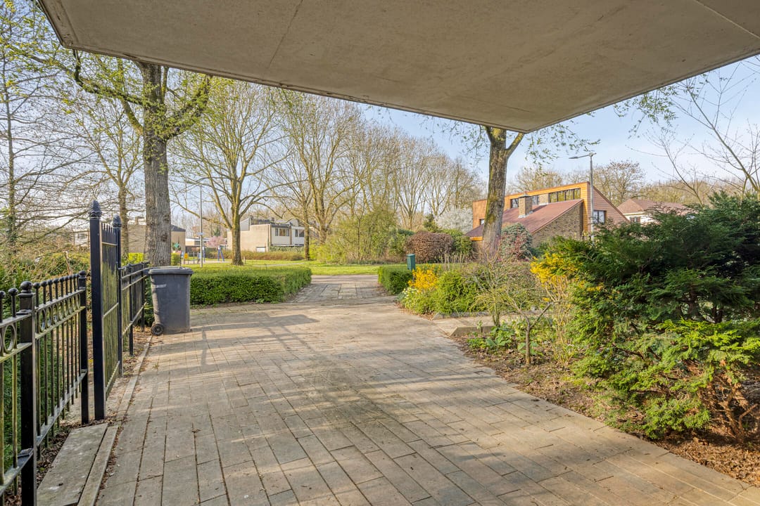 Foto 58 van Bergumlaan 2