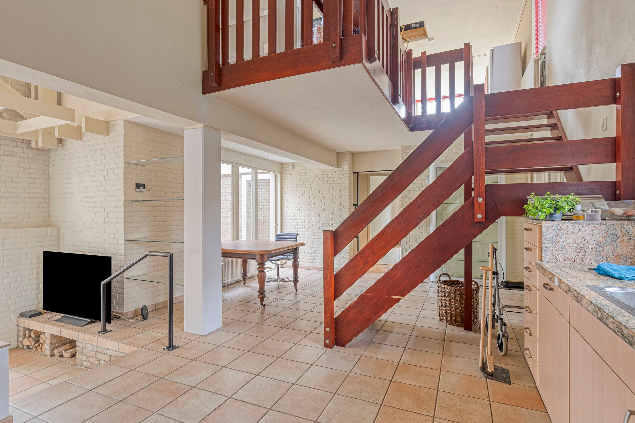 Foto 15 van Bergumlaan 2