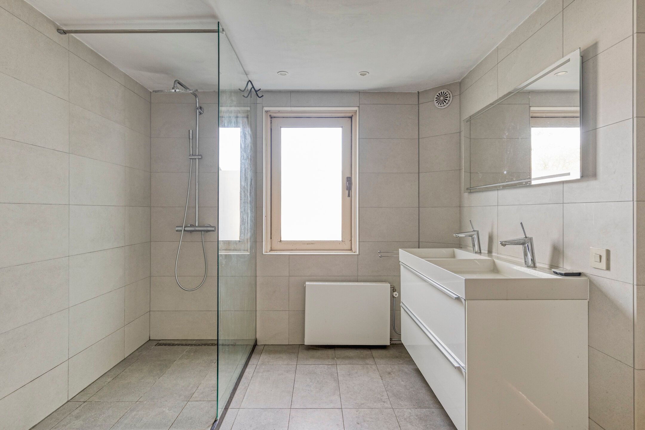 Foto 54 van Bergumlaan 2