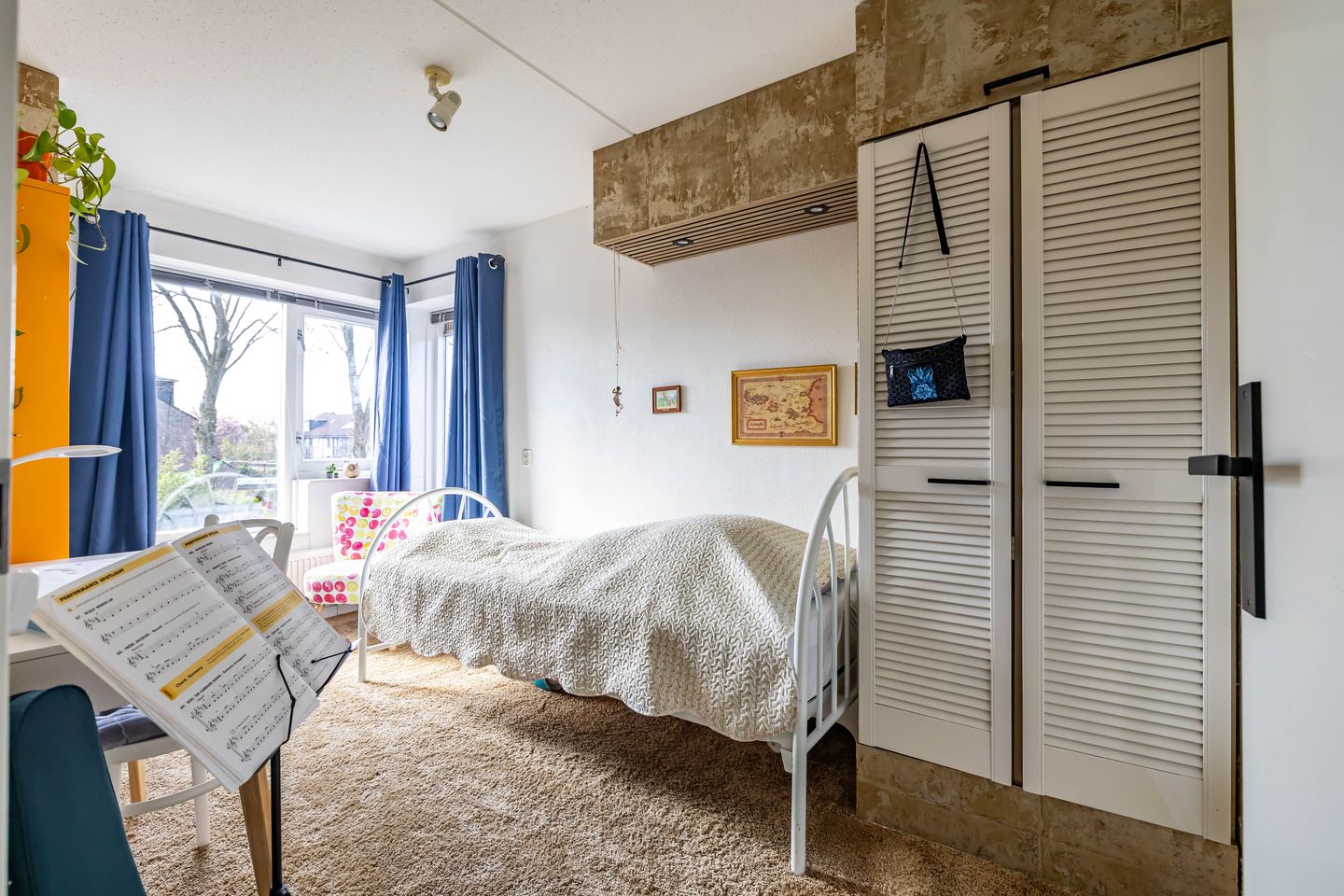 Photo 50 of Van Deyssellaan 50