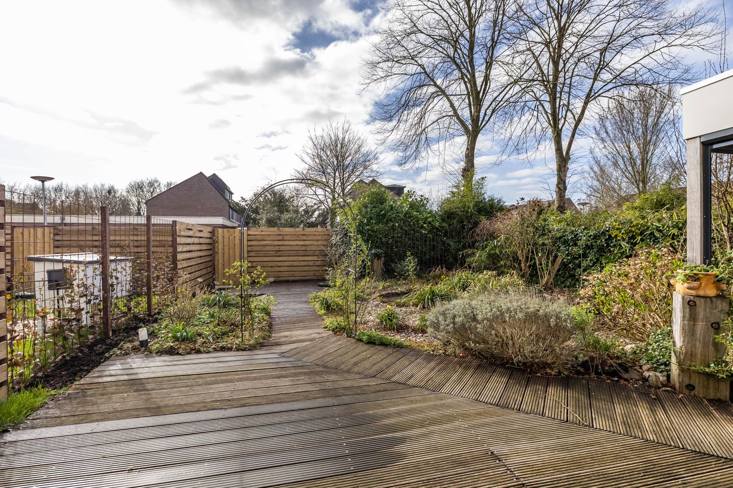 Photo 34 of Van Deyssellaan 50