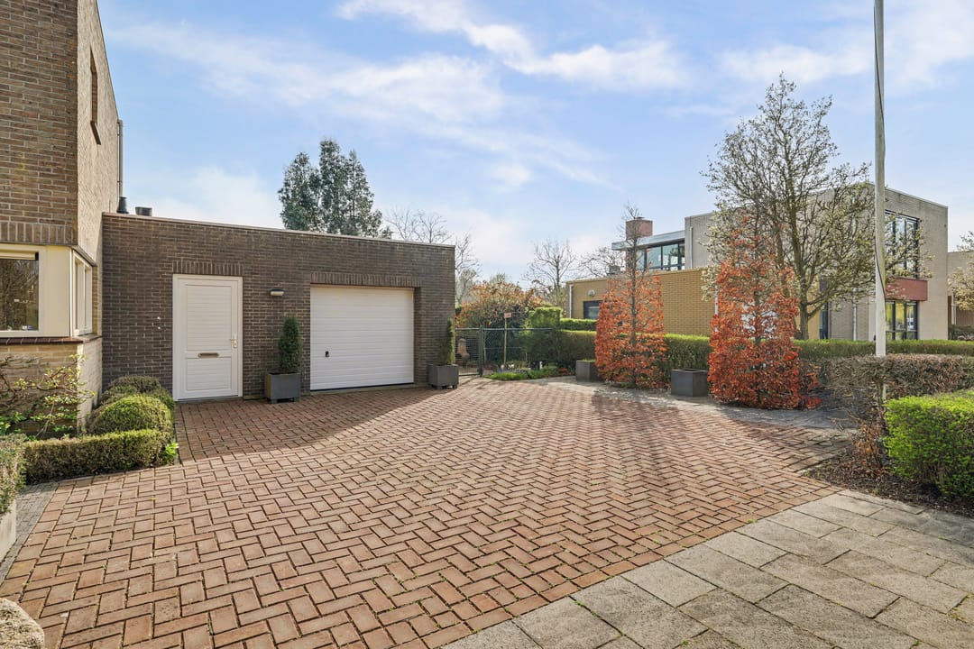 Foto 8 van Juliana van Stolberglaan 20