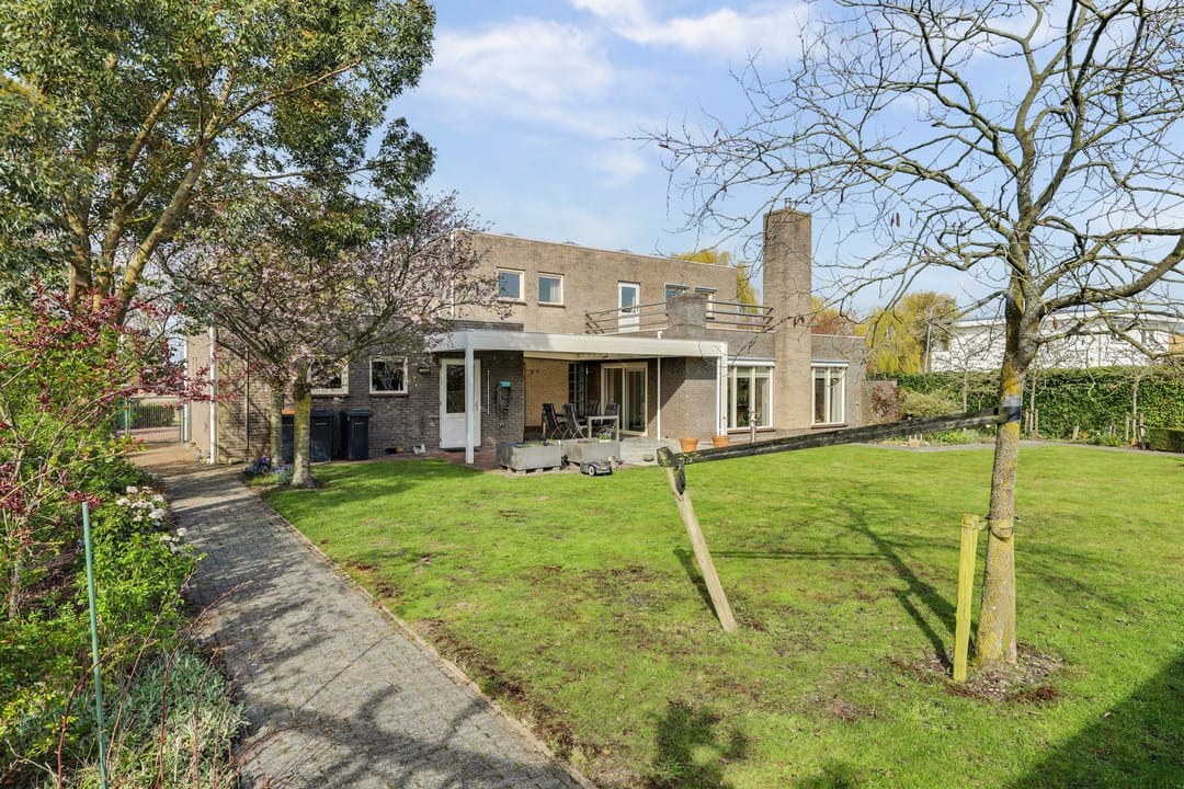 Foto 38 van Juliana van Stolberglaan 20