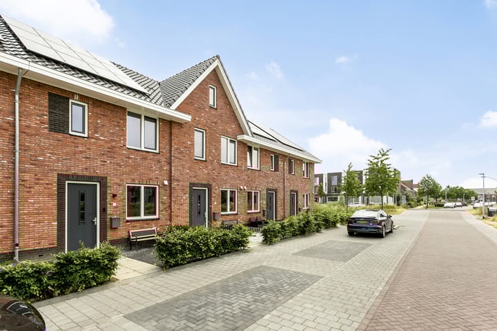 Photo 5 of Weeversstraat 18