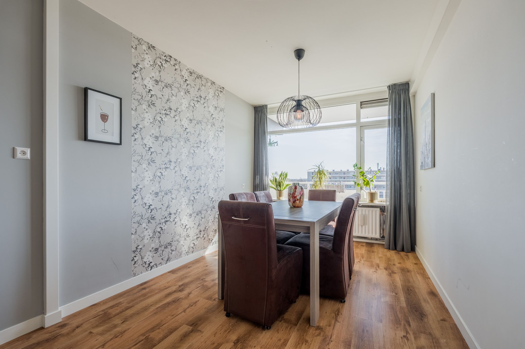Spacious and Bright Apartment with South-Facing Balcony in Weesp — 15