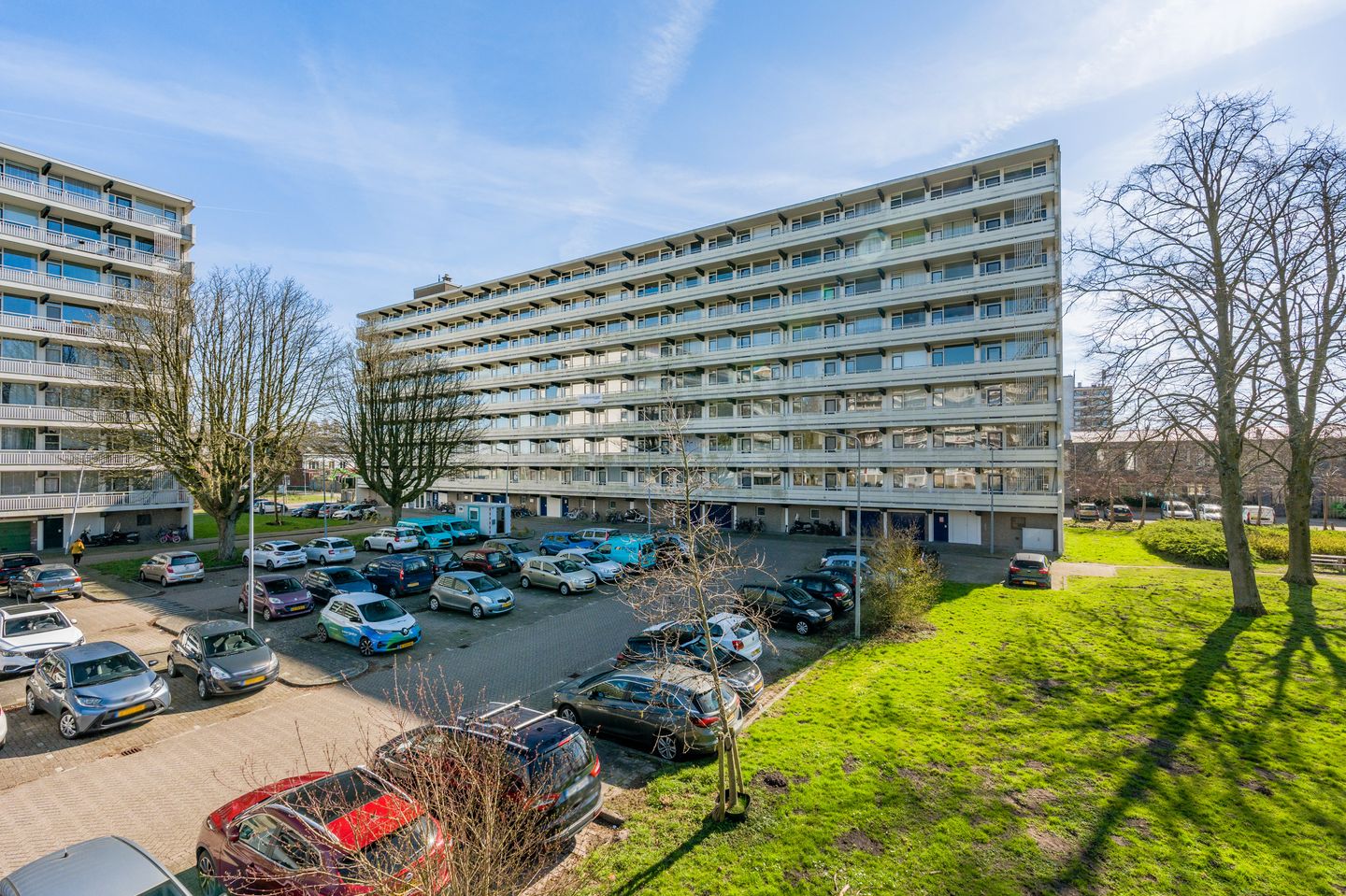 Spacious and Bright Apartment with South-Facing Balcony in Weesp — 35
