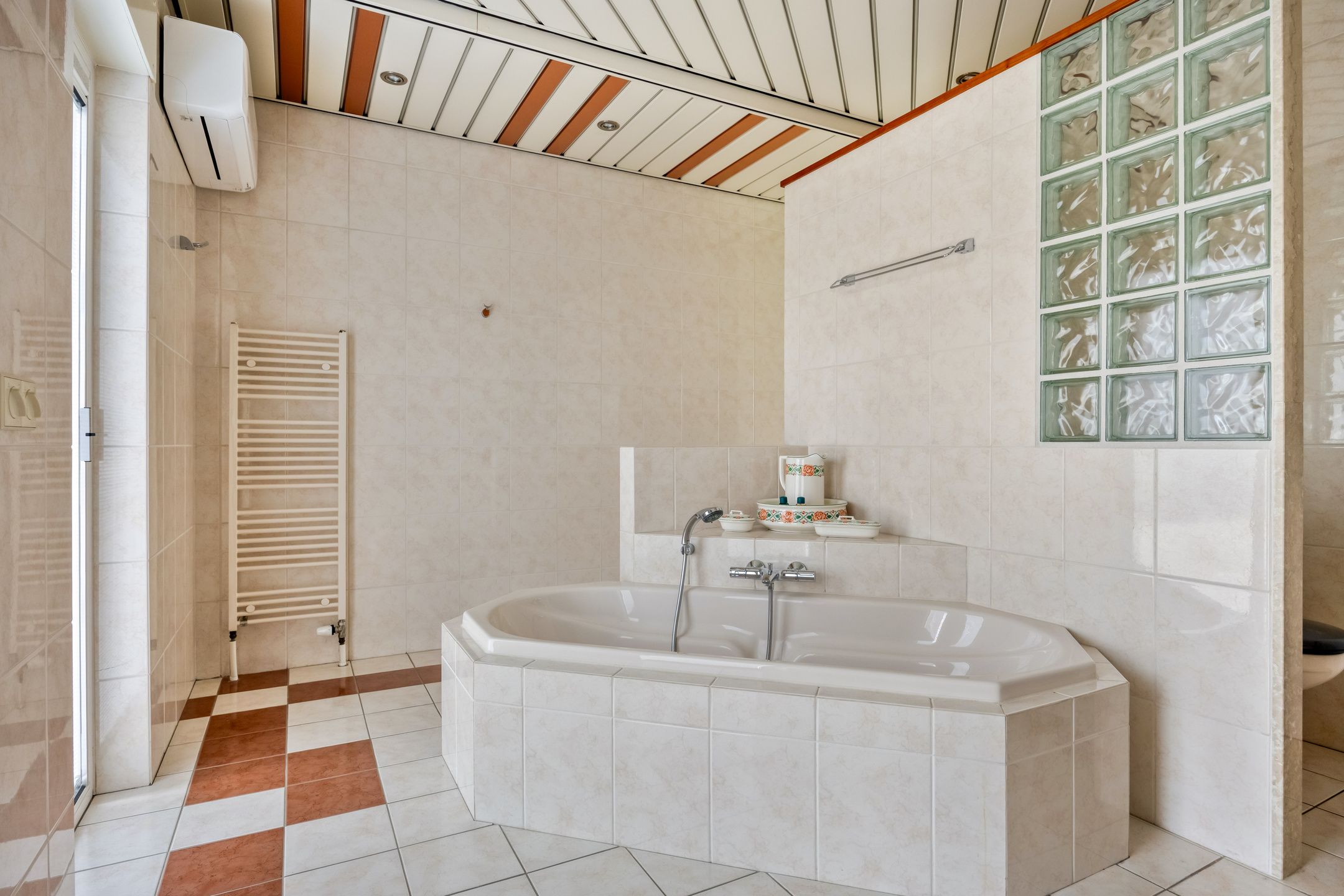 Foto 21 van Veldstraat 6-A