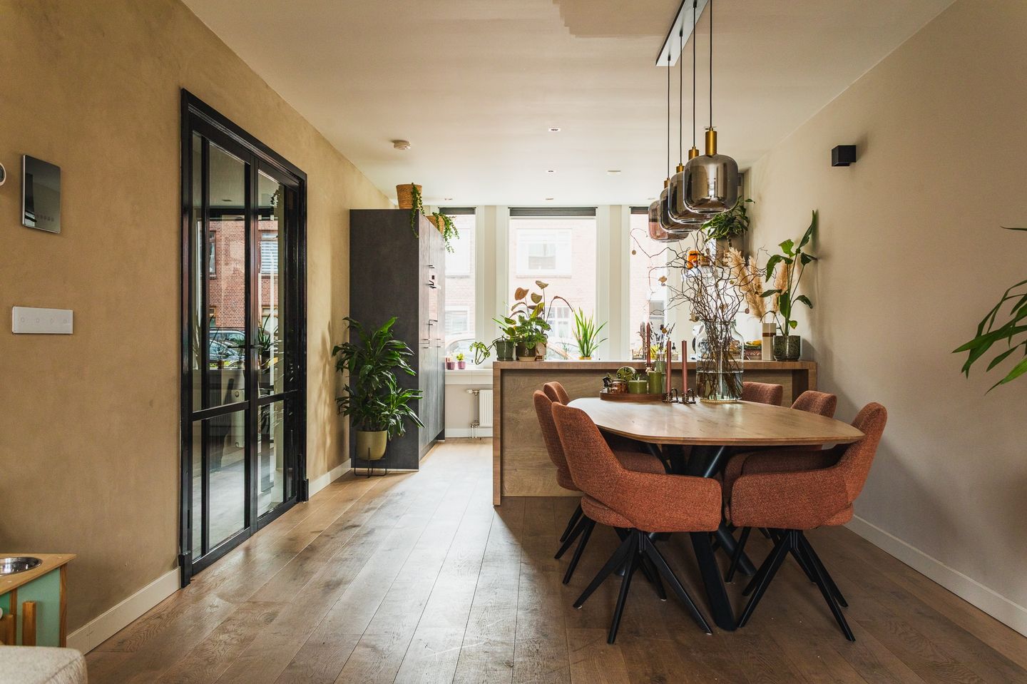 Photo 5 of Tienhovenselaan 11