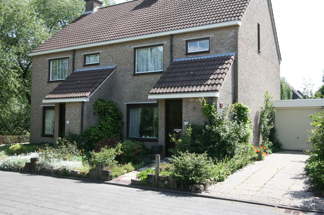 Foto 1 van Spitter 27