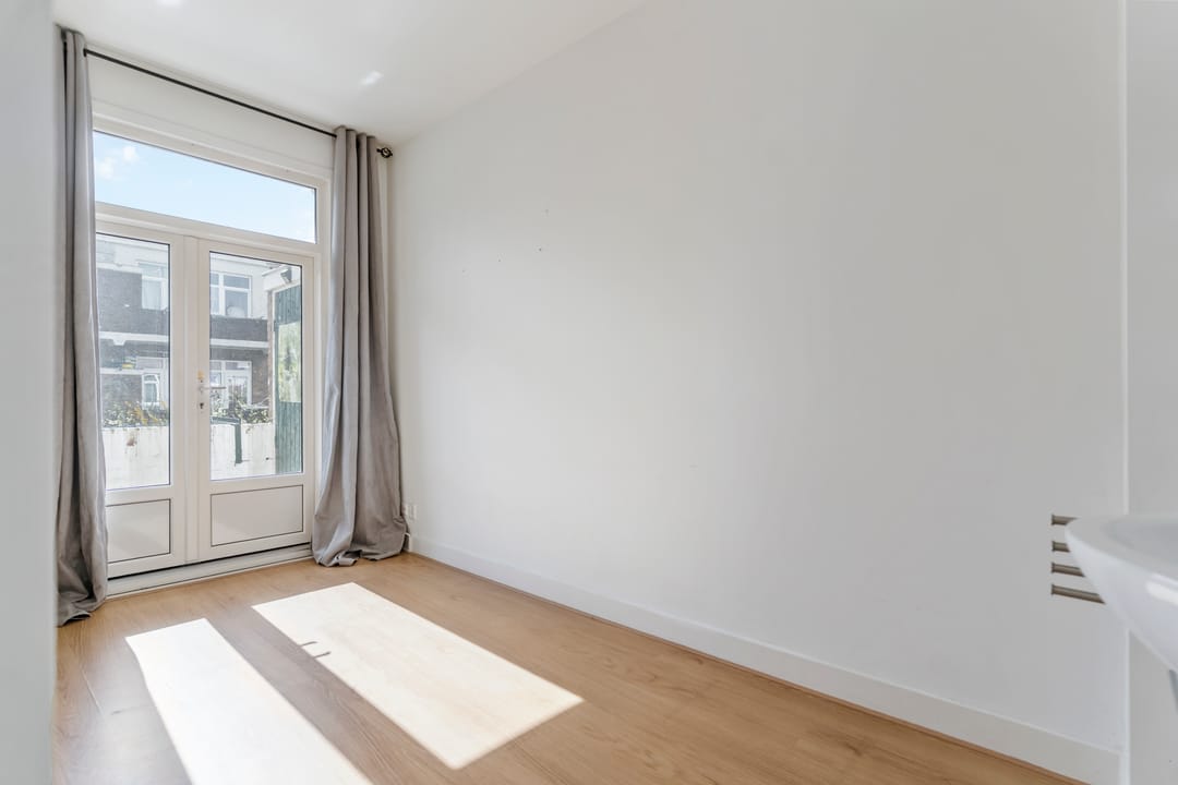 Foto 16 van Elise van Calcarstraat 46