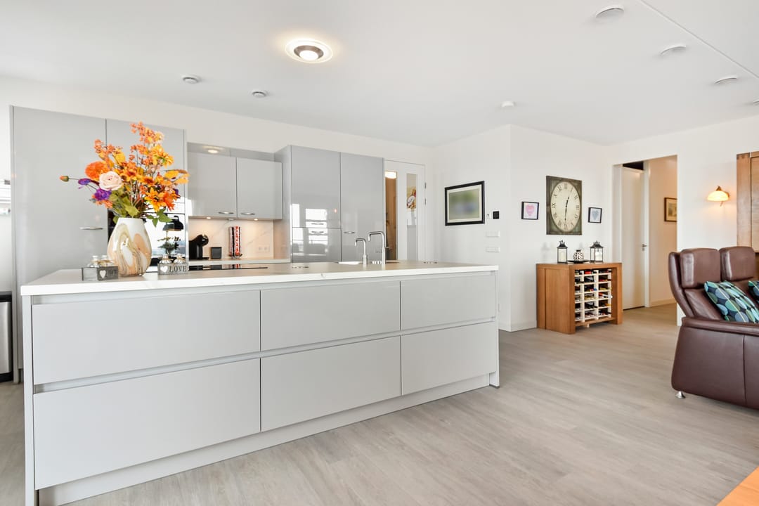 Modern Energy-Efficient Apartment with Parking in Rijswijk Buiten — 26