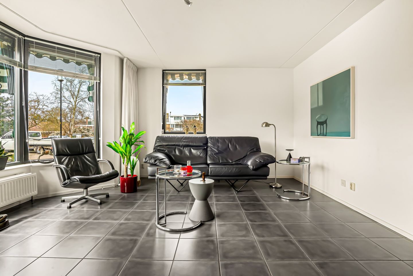 Spacious semi-detached family home with garage and sunny garden in Waterwende — 19