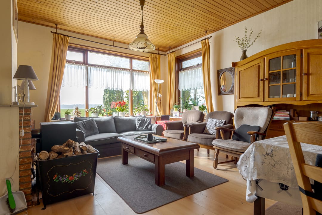 Photo 2 of Burg v Wijngaardenstraat 19