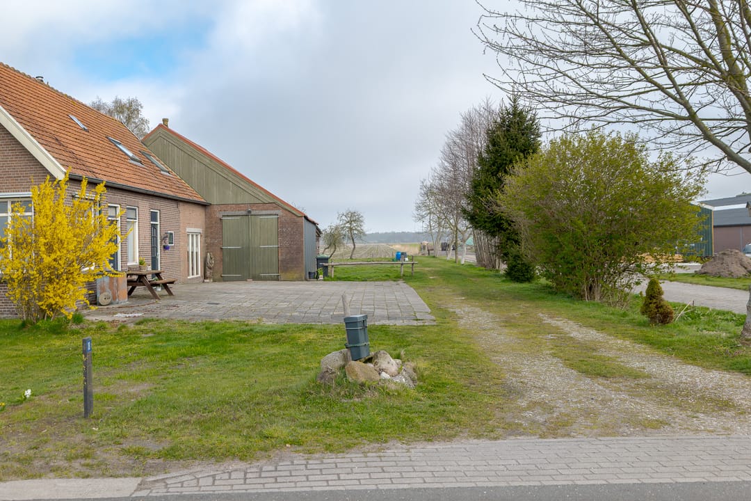 Photo 62 of Burg v Wijngaardenstraat 19