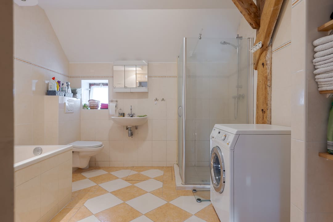 Photo 17 of Burg v Wijngaardenstraat 19