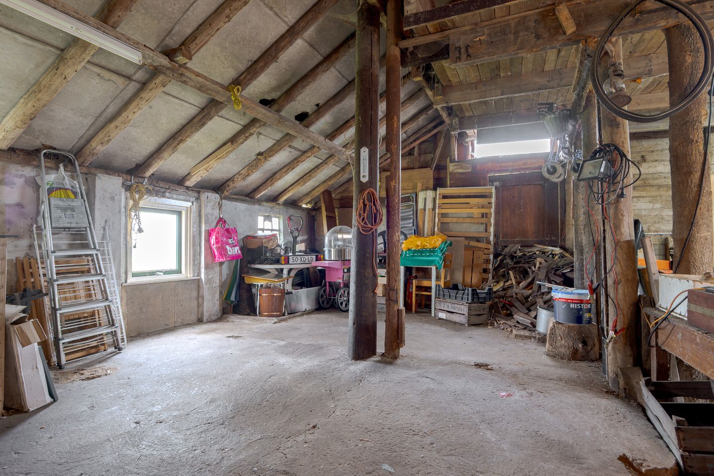 Photo 40 of Burg v Wijngaardenstraat 19