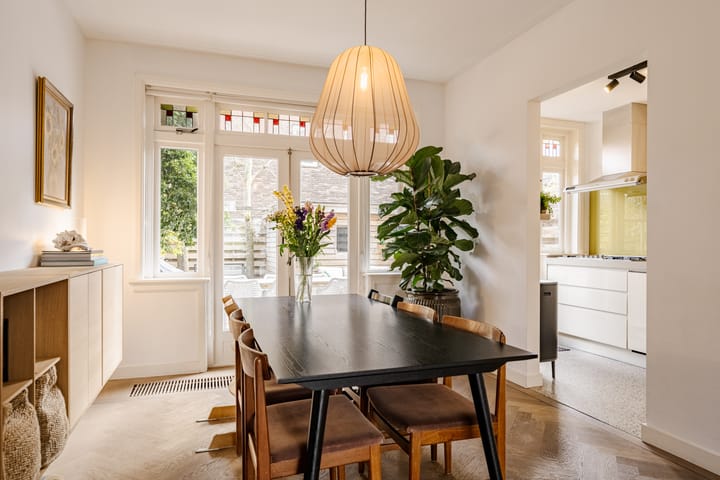 Photo 3 of Van Oosten de Bruijnstraat 51