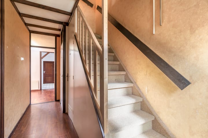 Photo 4 of van der Duyn van Maasdamstraat 92