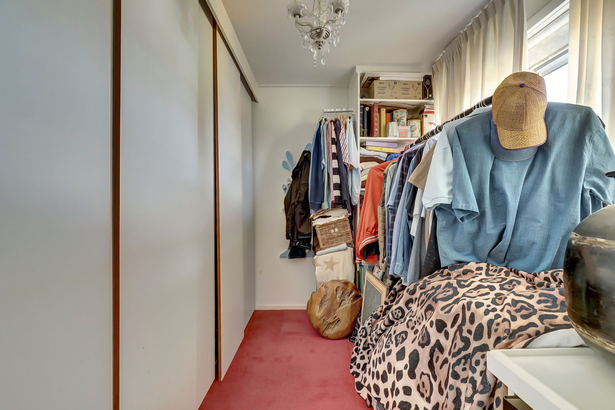 Spacious Family Home on Double Plot with Deep South-Facing Garden — 24