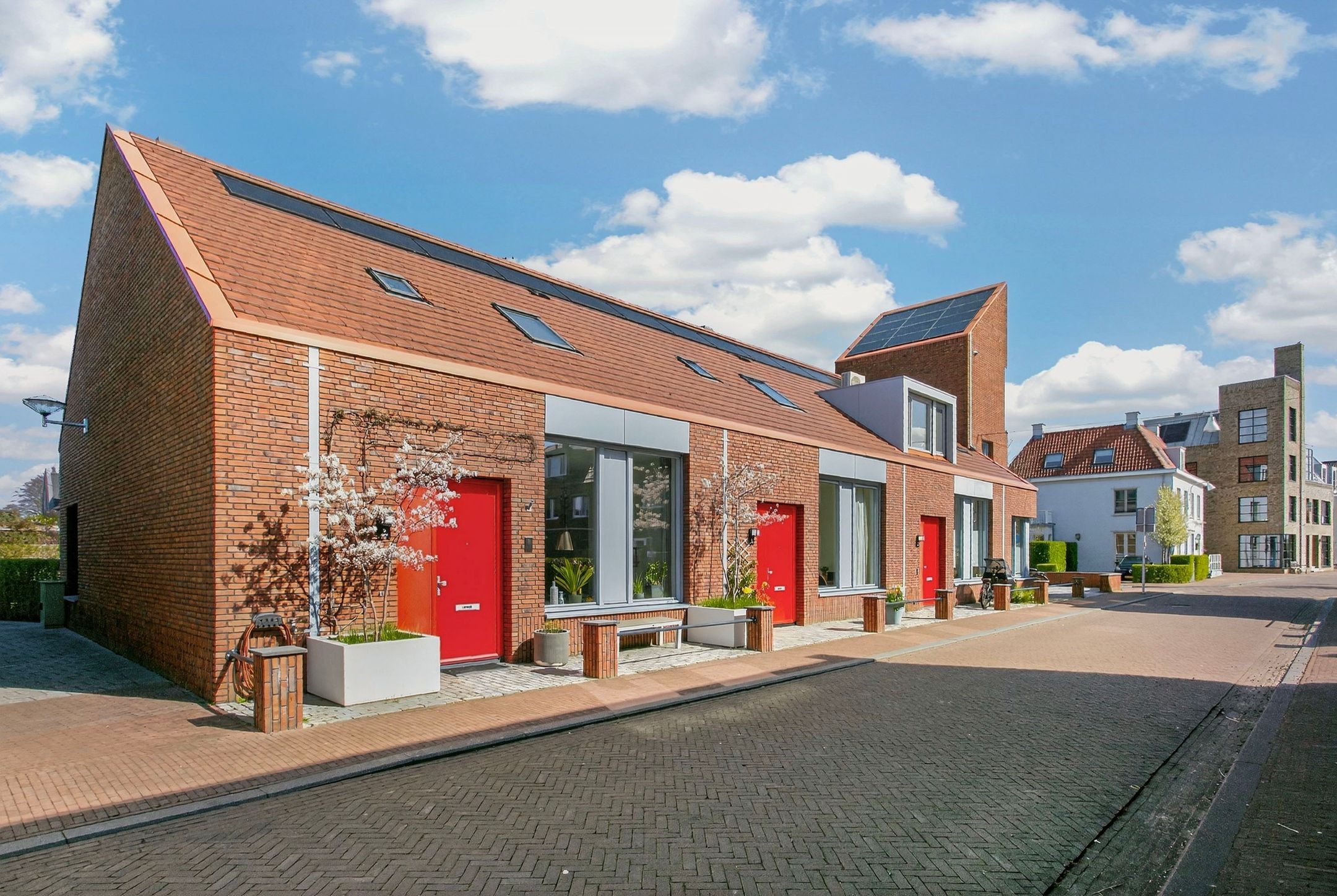 Modern Terraced House with Luxury Finishes and Own Parking in Vathorst — 30