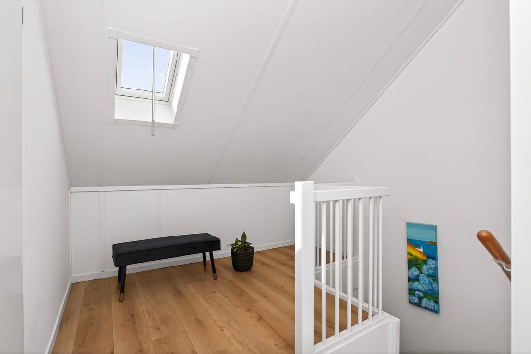 Modern Terraced House with Luxury Finishes and Own Parking in Vathorst — 17