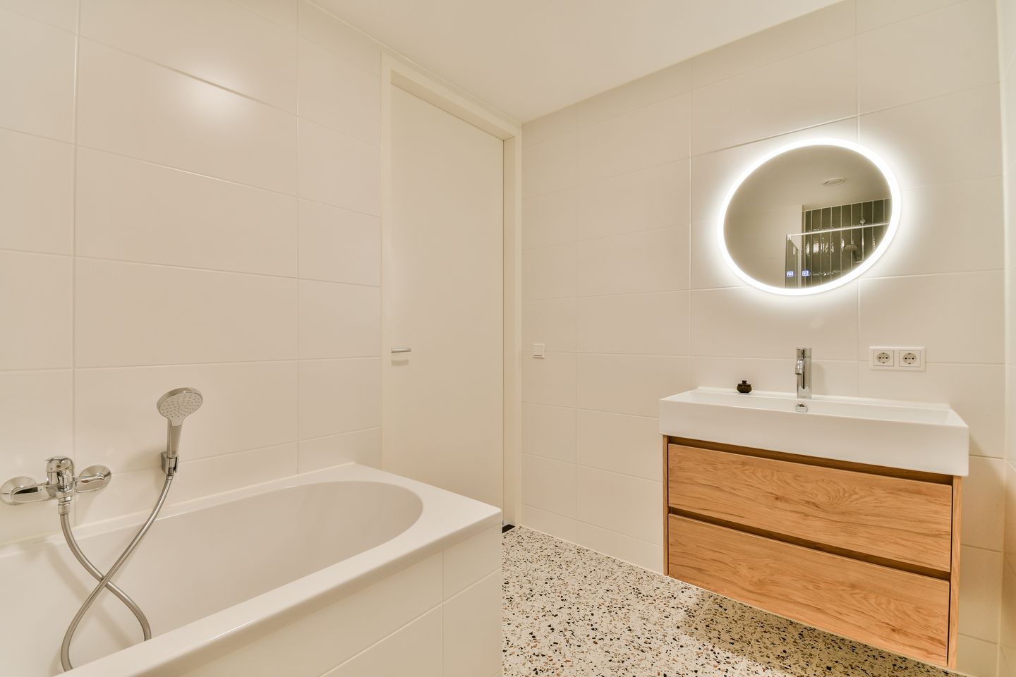 Foto 14 van Woiskistraat 104