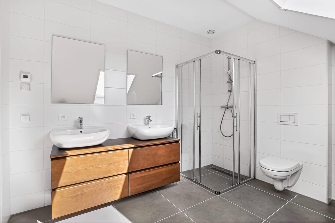 Modern Terraced House with Luxury Finishes and Own Parking in Vathorst — 22