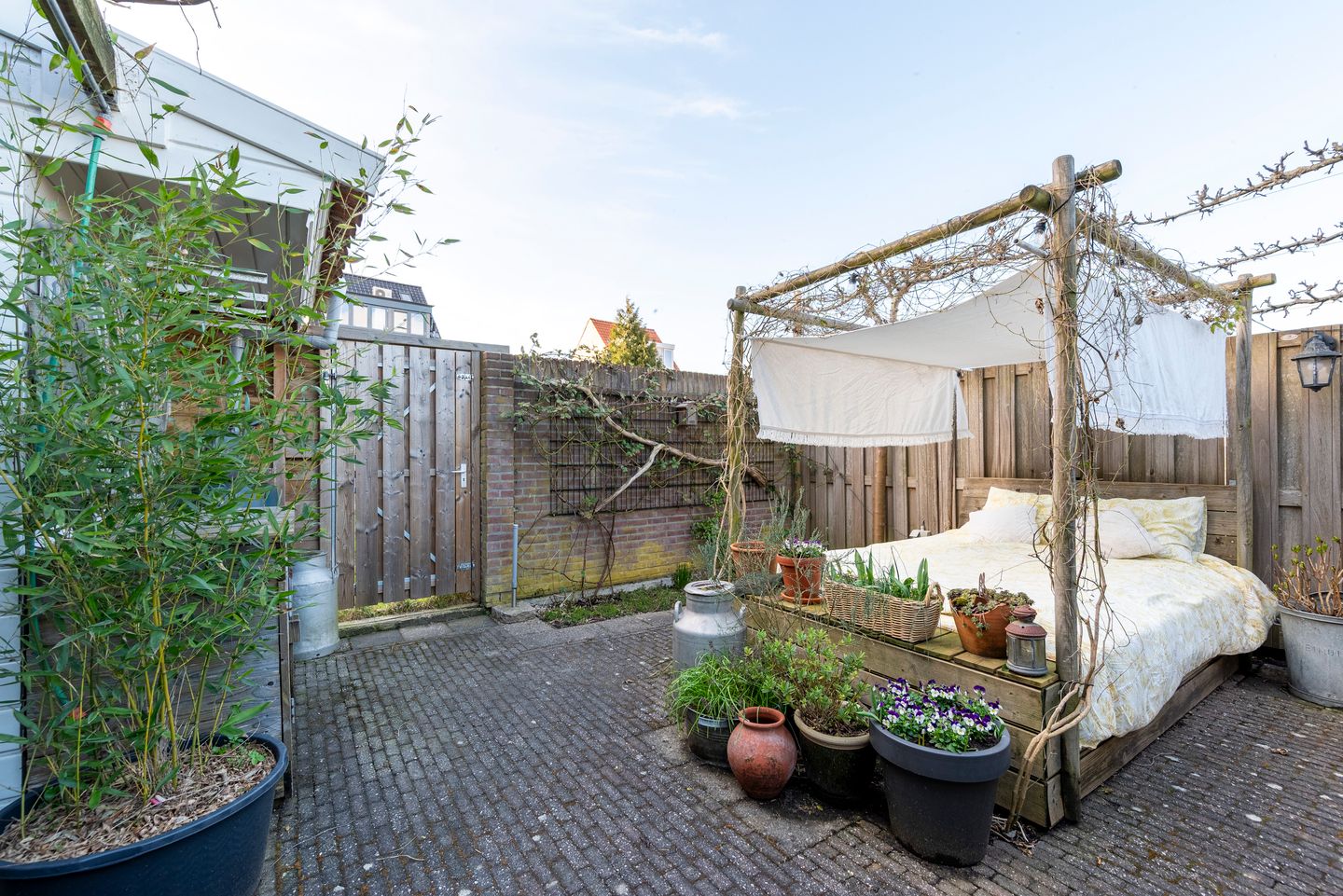 Foto 19 van Floresstraat 89