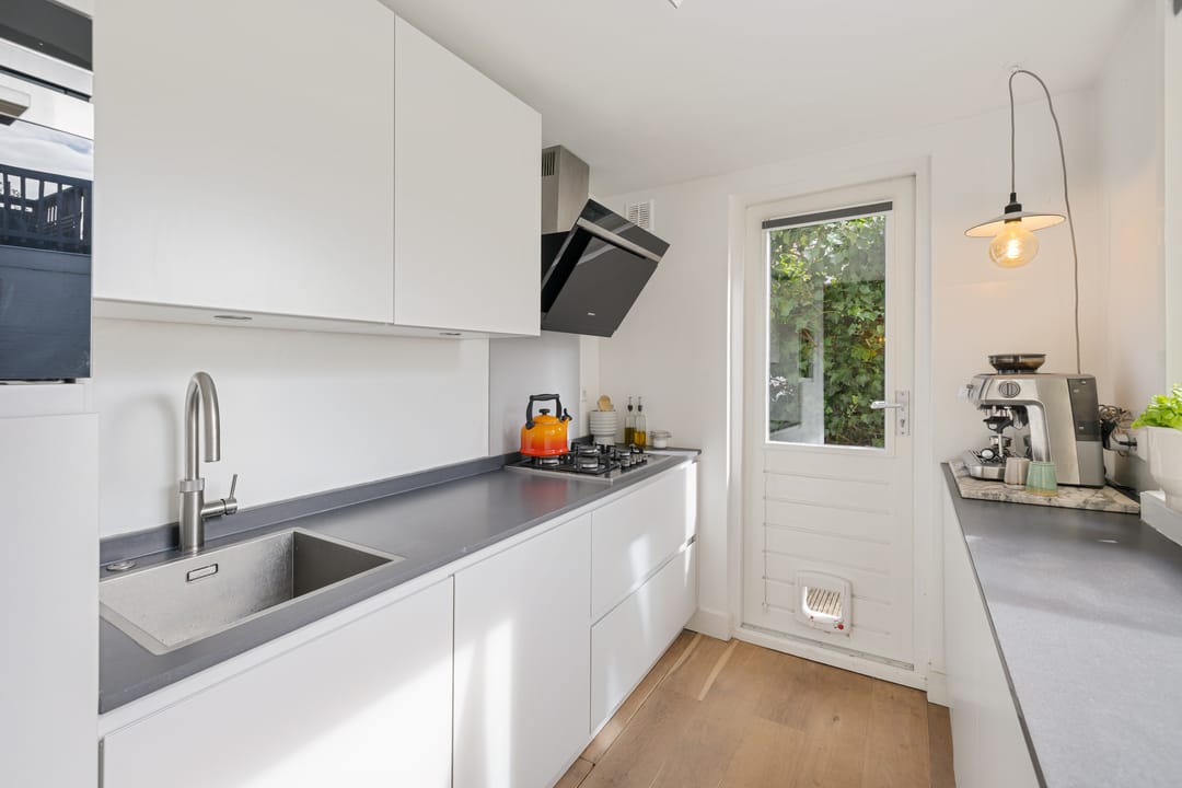 Photo 28 of Adriaanstraat 49