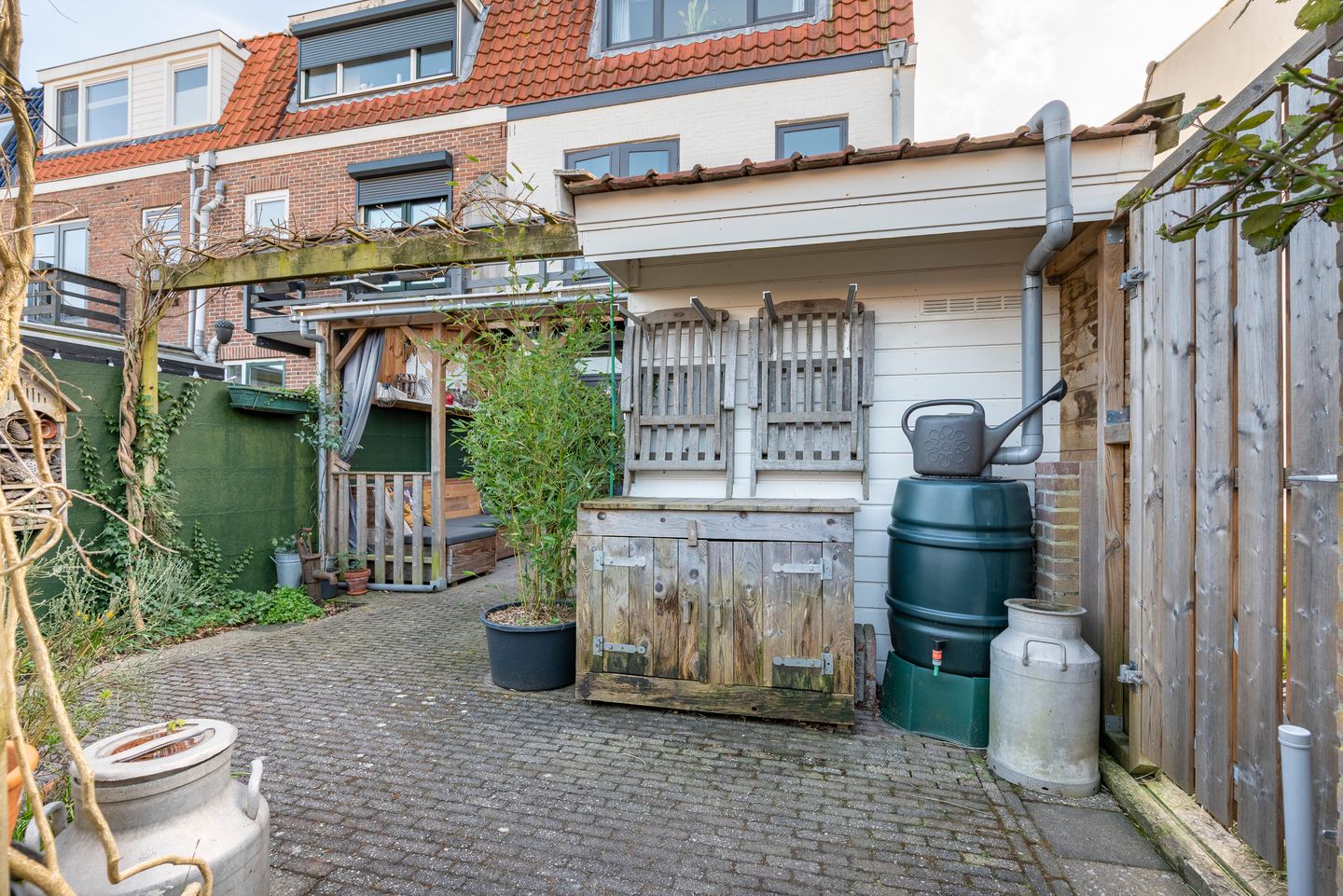 Foto 20 van Floresstraat 89